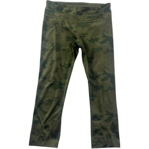 Lululemon Run Inspire Crop II Leggings Savasana Camo Fatigue Green Size 6